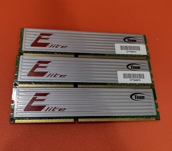 Team Elite 4GB DDR3 240-Pin SDRAM 1333 /1600 1 Year Warranty
